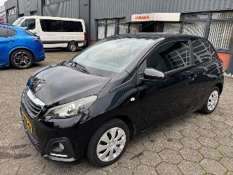 Voiture accidenté Peugeot 108 1.0 e-VTi68 2014/10
