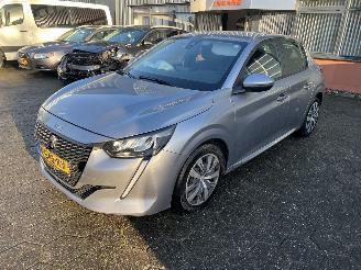 krockskadad bil auto Peugeot 208 PureTech 75 2020/4