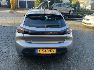 Peugeot 208 PureTech 75 picture 4