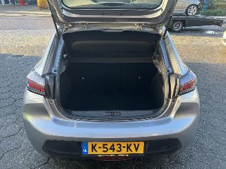 Peugeot 208 PureTech 75 picture 15