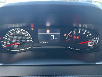 Peugeot 208 PureTech 75 picture 9