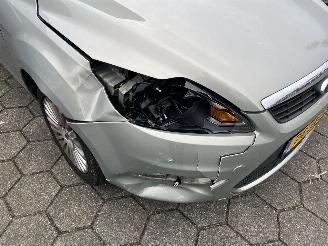 Ford Focus Wagon 1.8 Limited picture 12