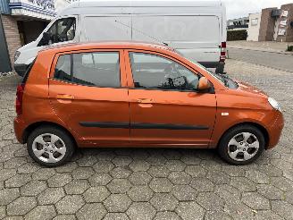 Kia Picanto 1.1 12V picture 6
