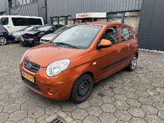 Schadeauto Kia Picanto 1.1 12V 2009/6