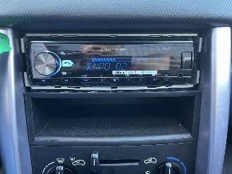 Peugeot 207 1.6 VTi Premiere picture 13