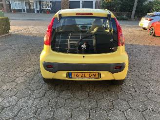 Peugeot 107 1.0 12V XS Automaat picture 4