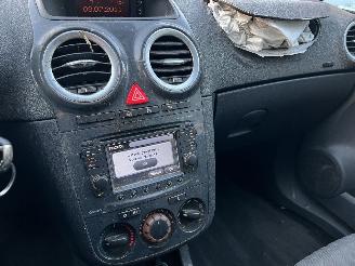 Opel Corsa 1.6 16V OPC LINE picture 12