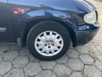 Chrysler Voyager 3.3i V6 SE Luxe picture 7