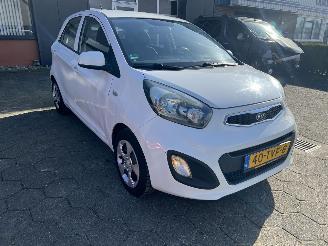 Kia Picanto 1.0 CVVT Comfort Pack picture 9