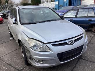Sloopauto Hyundai I-30 i30 (FD), Hatchback, 2007 / 2011 2.0 CVVT 16V 2007/10