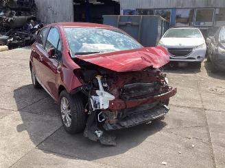 Salvage car Toyota Yaris Yaris III (P13), Hatchback, 2010 / 2020 1.5 16V Hybrid 2017/11