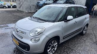 skadebil auto Fiat 500L 0.9 TwinAir Turbo 105 MPV  Benzine 875cc 77kW (105pk) FWD 2012-09 (199LYC) 199B6000 2013/10