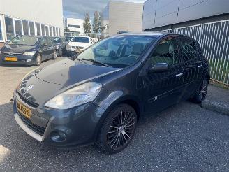  Renault Clio 2.0 16V Hatchback  Benzine 1.997cc 102kW (139pk) FWD 2006-09/2014-12 (BR07; CR07; BR0C; CR0C; BRCC; CRCC) M4R700; M4R701 2008/3