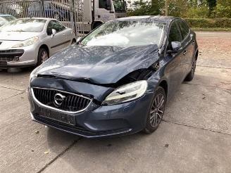 rozbiórka samochody osobowe Volvo V-40 V40 (MV), Hatchback 5-drs, 2012 / 2019 2.0 T2 16V 2016/8