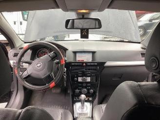 Opel Astra Astra H GTC (L08), Hatchback 3-drs, 2005 / 2011 1.6 16V picture 16