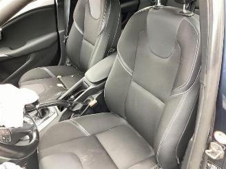 Volvo V-40 V40 (MV), Hatchback 5-drs, 2012 / 2019 2.0 T2 16V picture 21