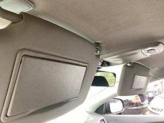 Volvo V-40 V40 (MV), Hatchback 5-drs, 2012 / 2019 2.0 T2 16V picture 18