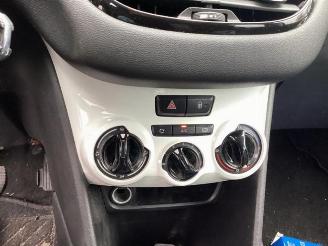 Peugeot 208 208 I (CA/CC/CK/CL), Hatchback, 2012 / 2019 1.0 Vti 12V PureTech picture 25