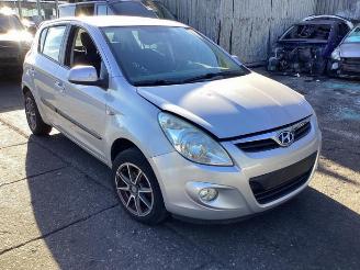 Dezmembrări autoturisme Hyundai I-20 i20, Hatchback, 2008 / 2015 1.4i 16V 2010/11