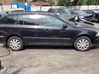 Skoda Octavia Octavia Combi (1Z5), Combi 5-drs, 2004 / 2013 2.0 FSI 16V picture 3