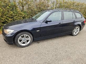 ojeté vozy osobní automobily BMW 3-serie 320i 16V Combi/o  Benzine 1.995cc 110kW 2008/1