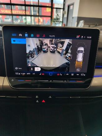 Volkswagen Golf  picture 17