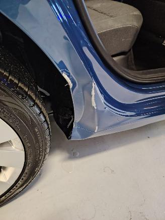 Volkswagen Golf  picture 9