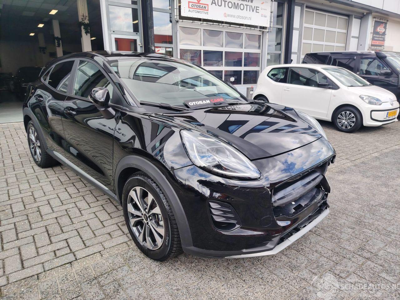 Ford Puma Titanium 1.0 ecoboost hybrid titanium Camera Stoelverwarming FULL LED 2025 20.000km