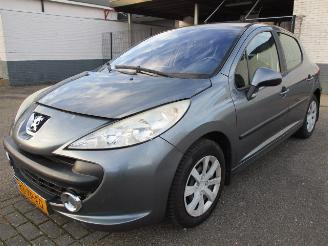Vaurioauto  passenger cars Peugeot 207 1.6 VTI 2008/4