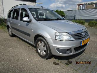 Coche accidentado Dacia Logan  2010/5