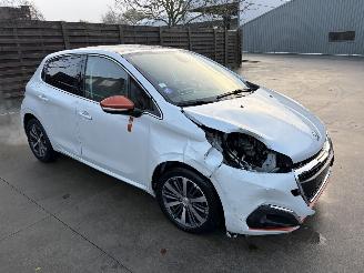 Peugeot 208 ROLAND GARROS picture 2