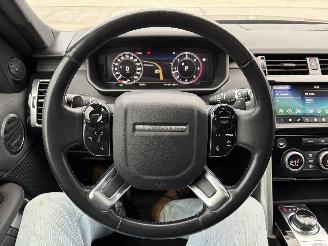 Land Rover Discovery 3.0 HSE SD6 picture 13