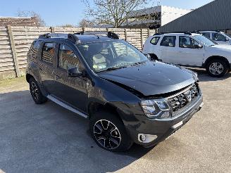 krockskadad bil auto Dacia Duster 1.5 DCI - 8V TURBO 2017/5
