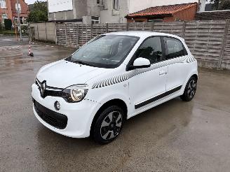 škoda osobní automobily Renault Twingo 3 PHASE 1 1.0i - 12V SCE 70 2017/12
