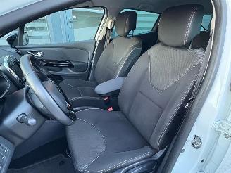 Renault Clio 0.9 TCe Night & Day | Navi Pdc Lm-velgen picture 15