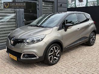 krockskadad bil auto Renault Captur 1.2 TCE AUTOMAAT | NAP | DEALER ONDERHOUDEN | SCHADEVRIJ 2015/6