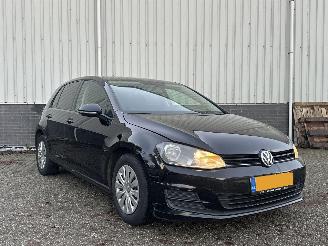 Unfallwagen Volkswagen Golf 1.6TDI DSG NAP 2014/1