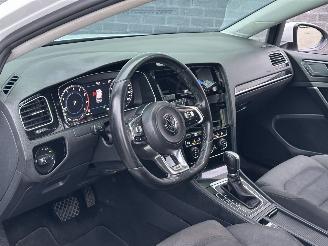 Volkswagen Golf 1.5TSI R-Line picture 8