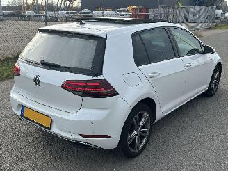 Volkswagen Golf 1.0 Tsi Join Edition picture 2