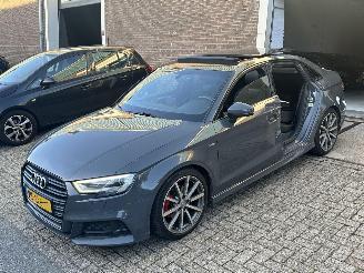 Unfallwagen Audi A3 1.5 TFSI Sport S Line Edition 2017/1