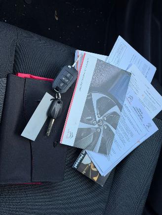 Citroën C4 cactus 1.2 e-VTi Feel AUTOMAAT NAP picture 14