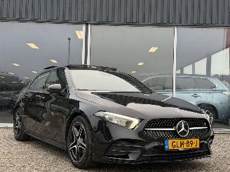 Vaurioauto  passenger cars Mercedes A-klasse A180 benzine AMG PANO/Automaat 2019/7