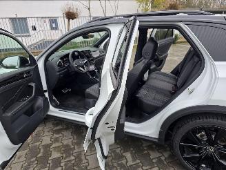 Volkswagen T-Roc R-LINE picture 7