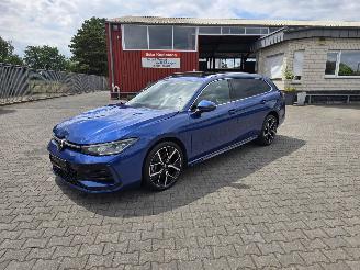 Voiture accidenté Volkswagen Passat  2025/9