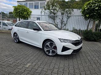 Voiture accidenté Skoda Octavia RS 195 kW 2026/1