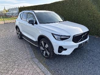 Coche accidentado Volvo XC40 ultimate Dark recharge pano dak T5 R-design LCI 2022/11