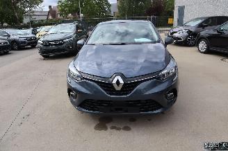 Unfallwagen Renault Clio 1.0 BENZ 2020/10