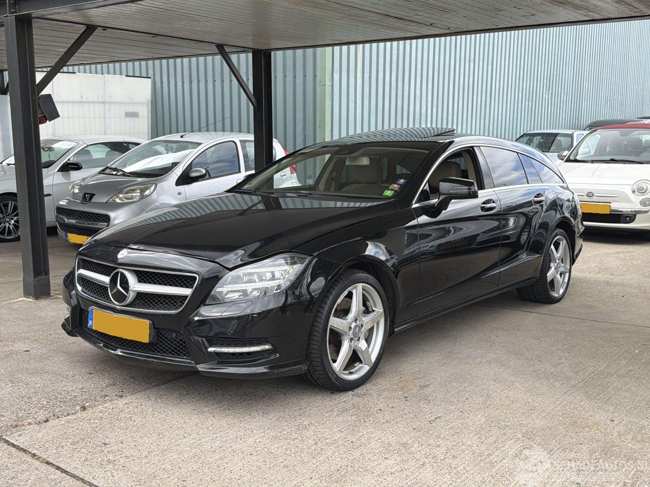 Mercedes CLS 350 CDI 4 MATIC AMG FULL OPTIONS