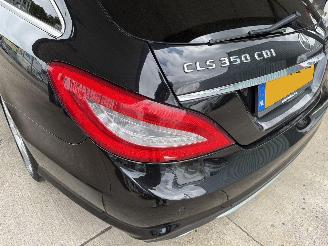 Mercedes CLS 350 CDI 4 MATIC AMG FULL OPTIONS picture 23