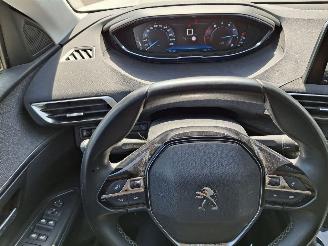 Peugeot 5008 1.2i  131pk   navi clima pano  7 zitter picture 10